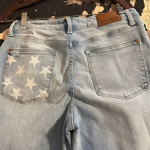 Judy Blue excellent condition jeans size 11/30, worn twice. - Picture 4 of 7